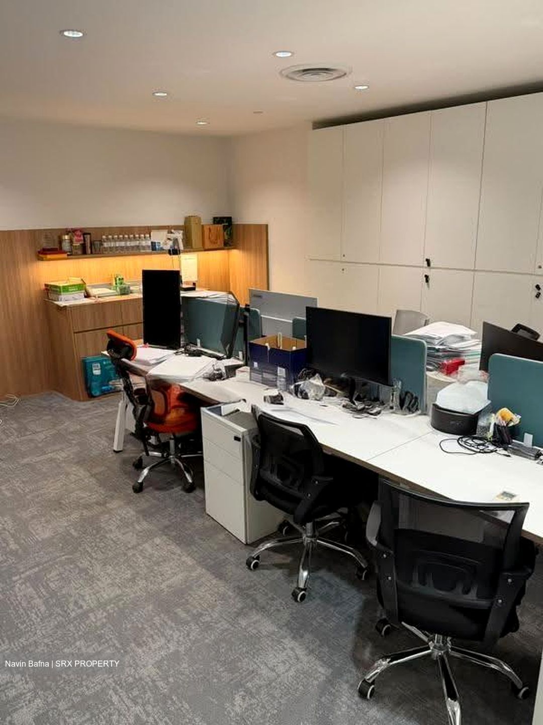 International Plaza (D2), Office #612795601